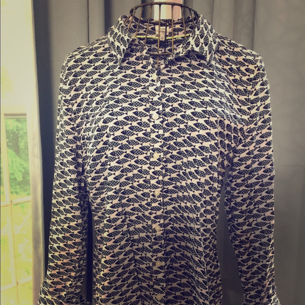 Crown & Ivy Fish Design